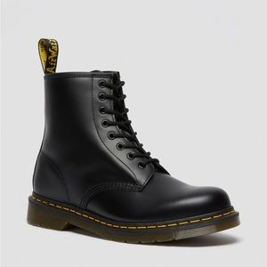 Dr. Martens 1460 Smooth Leather Lace Up Boots Black Size 9 Women’s 8 Men’s